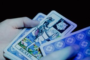 Karty Lenormand są używane nadal do wróżenia
